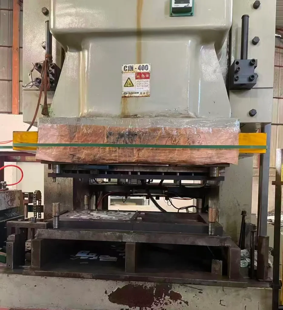 Industrial hardware metal stamping press and die